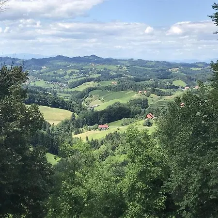 Semesterbostad Am Weinberg *