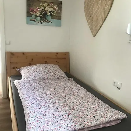 Am Weinberg Semesterbostad